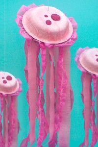 Jumping Jellyfish! Paper Bowl Craft | Nickelodeon Parents