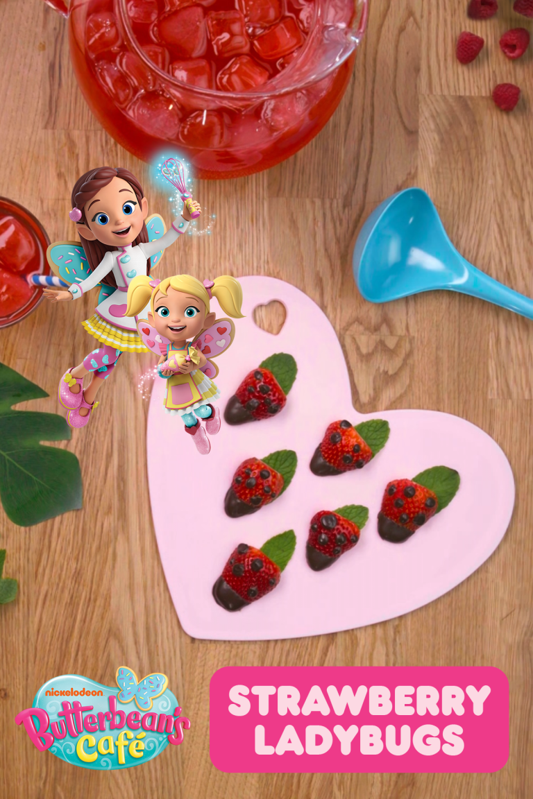 Make Butterbean Cafe’s Chocolate-Dipped Strawberry Ladybugs